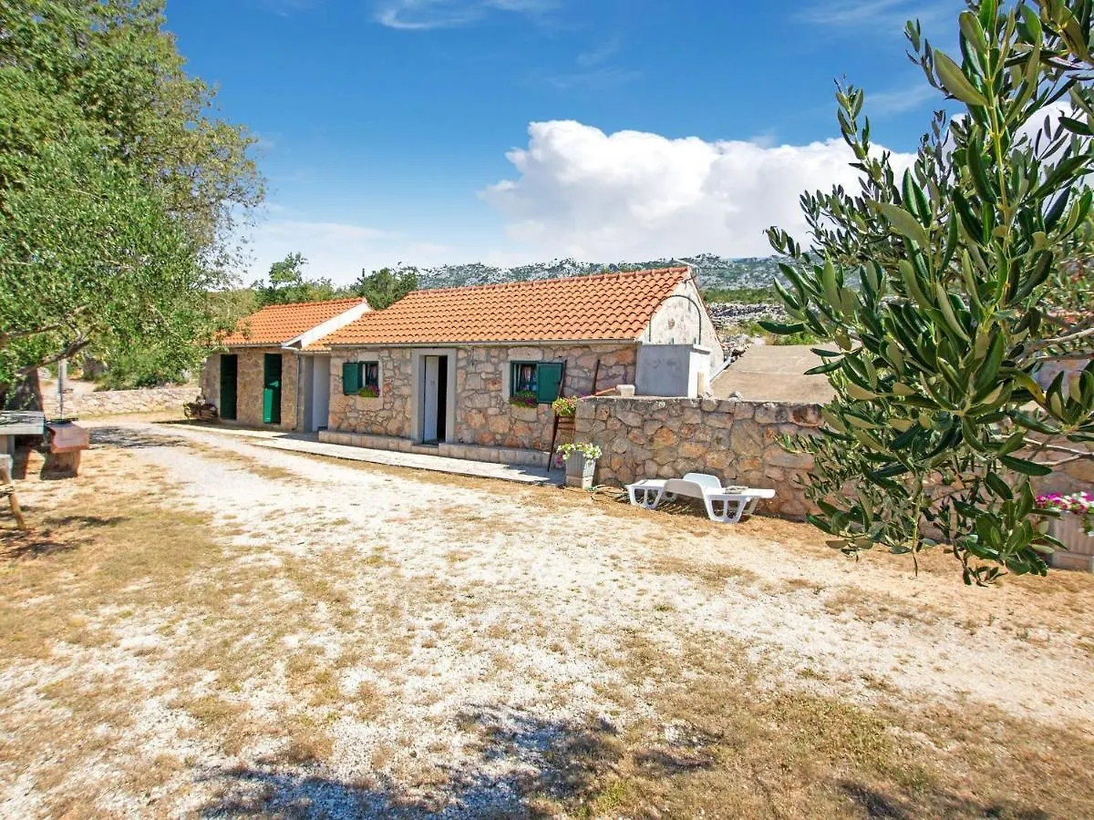 Charming Holiday Home In Seline With Garden
